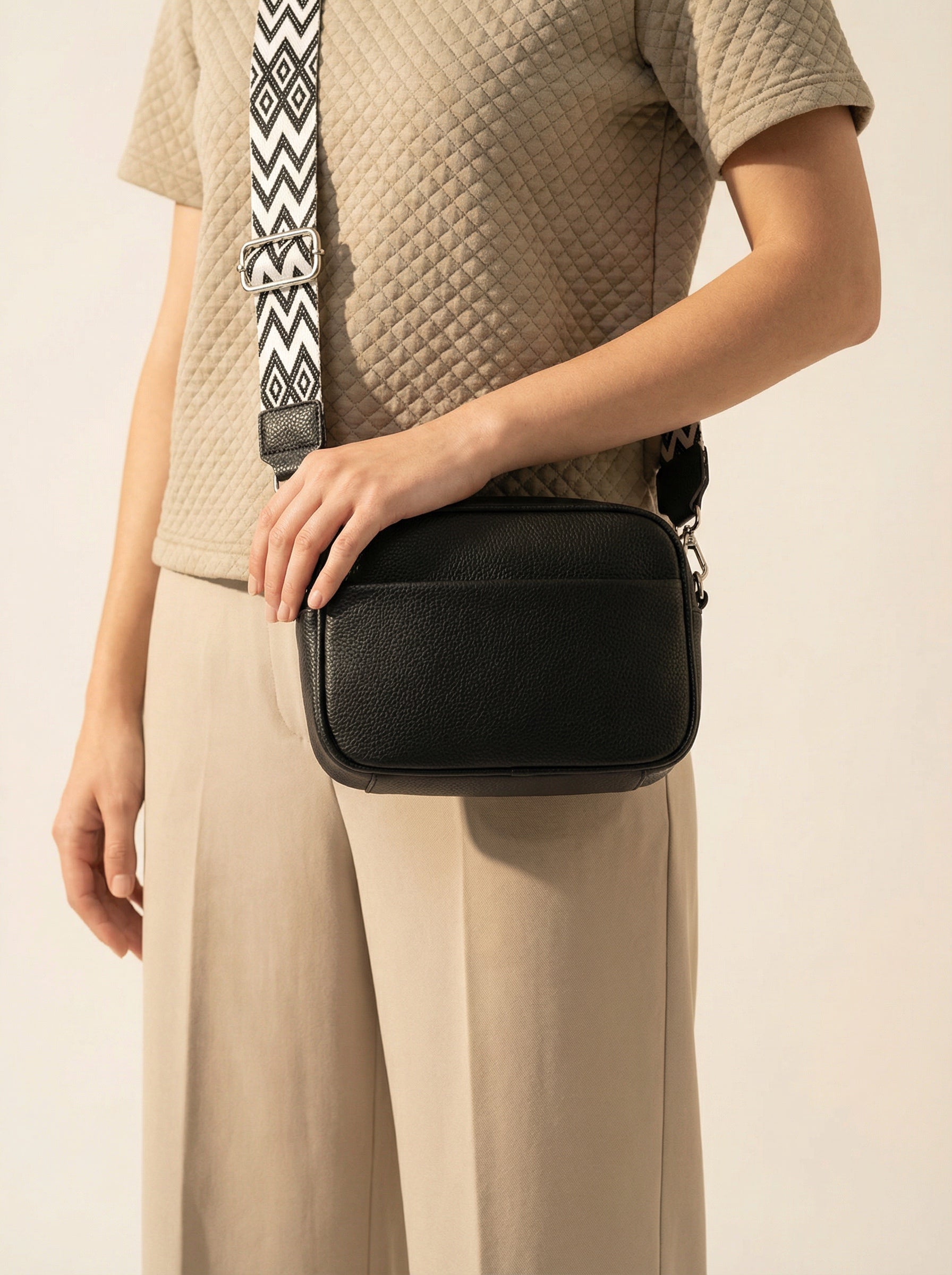 The Urban Square Leather Bag